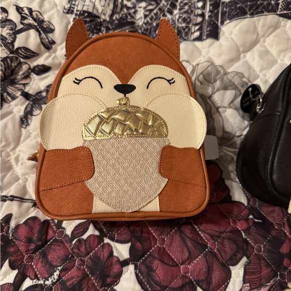 Bath and Body Works Cosmetic Bag - Picture 1 of 3